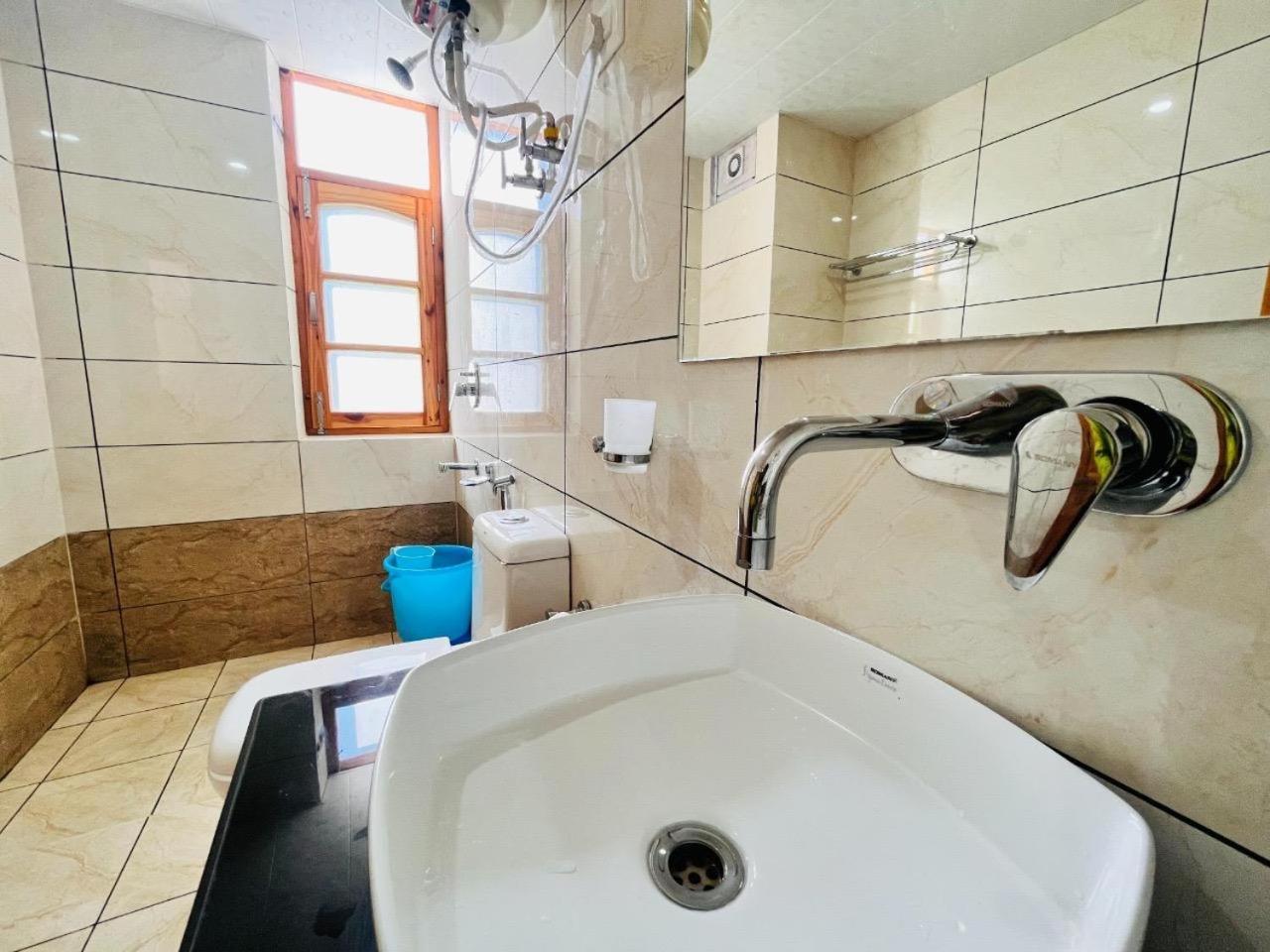 فندق The Rohtang Chalet مايالي المظهر الخارجي الصورة