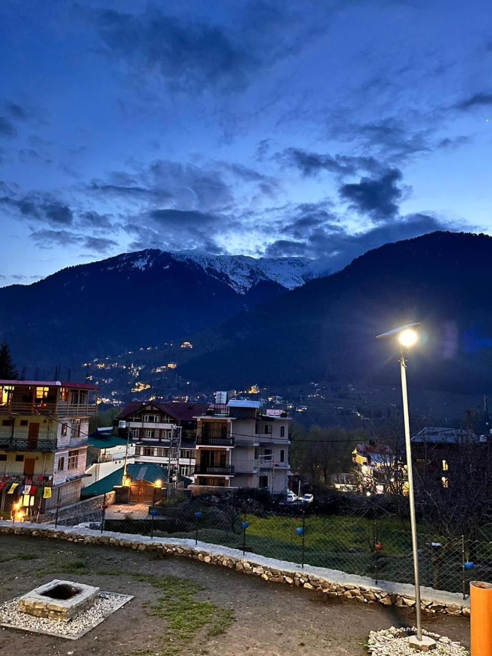 فندق The Rohtang Chalet مايالي المظهر الخارجي الصورة